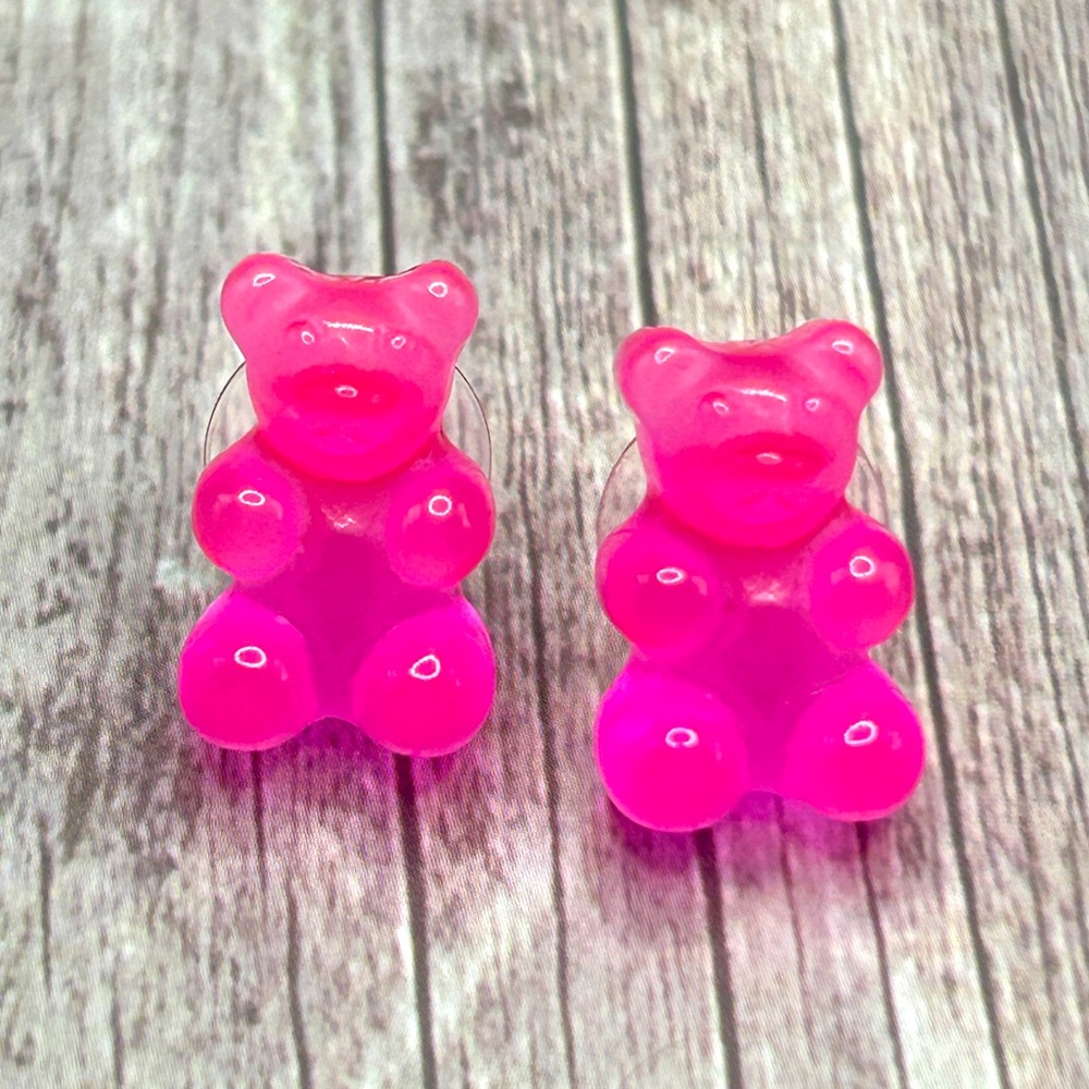 🧸NEW Pink Gummy Bear Enamel Stud Earrings
